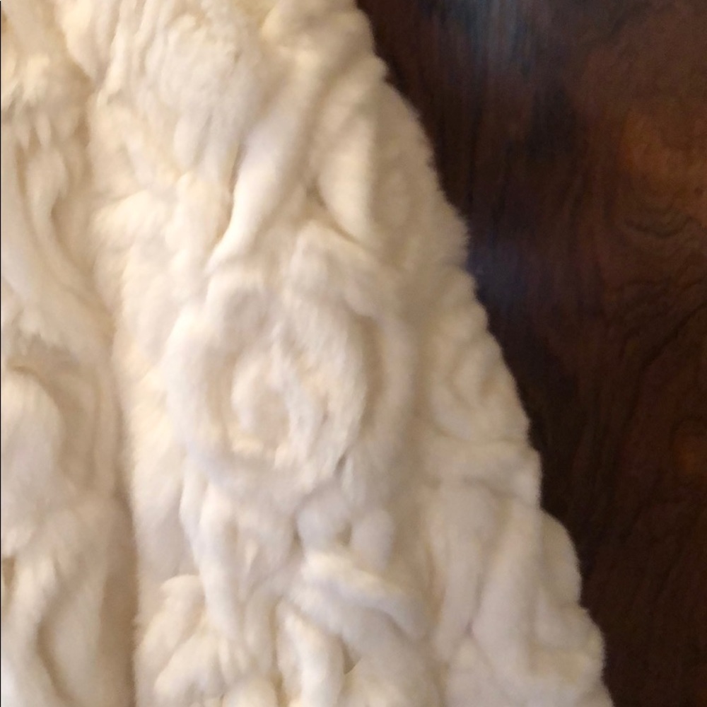 New White Rex Rabbit Short Jacket - Picture 5 of 5